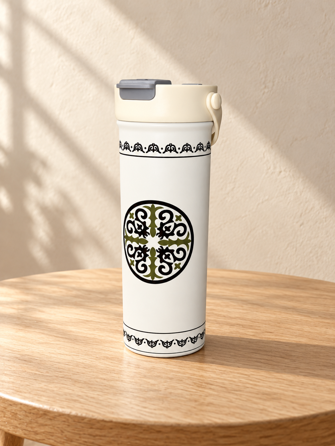 Heritage on the Go — 600ml Travel Mugs