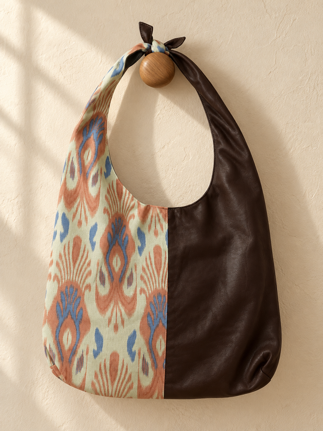 Pink Atlas leather bag